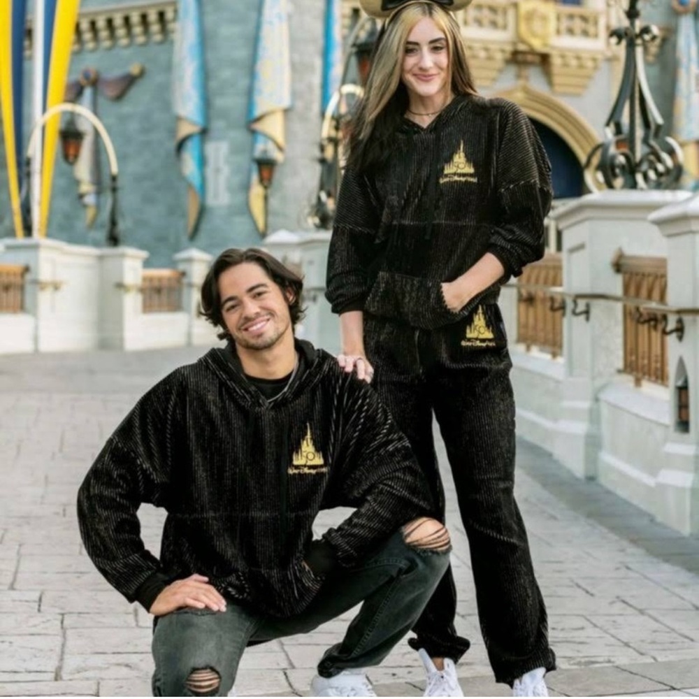 Disney Parks 50th Spirit Jersey Black Gold Large